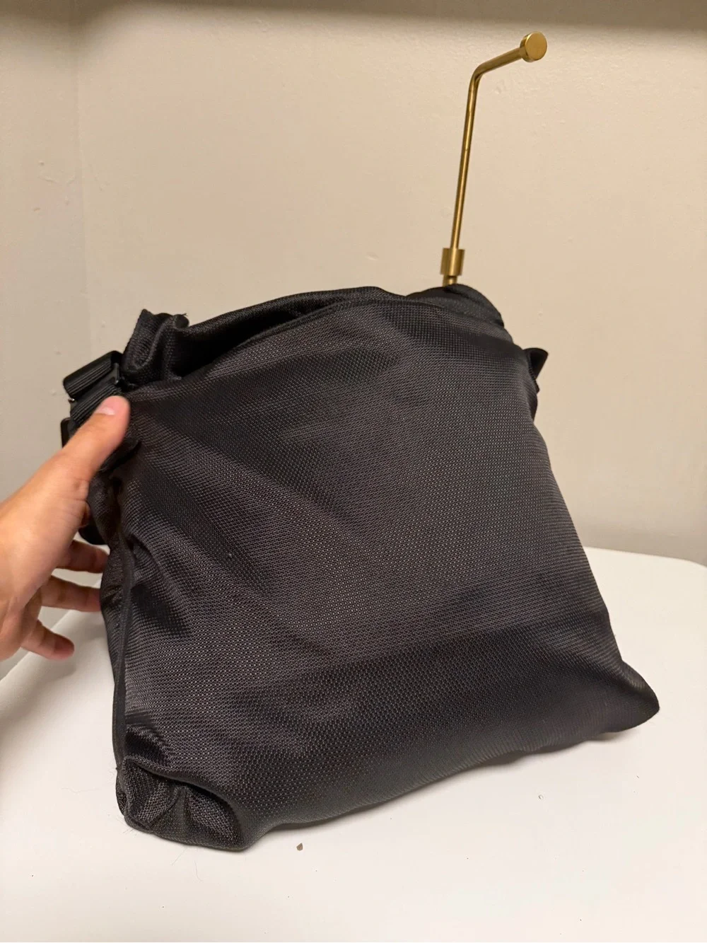TUMI Collister Square Messenger Bag 0503C Carbon Black Crossbody Organizer